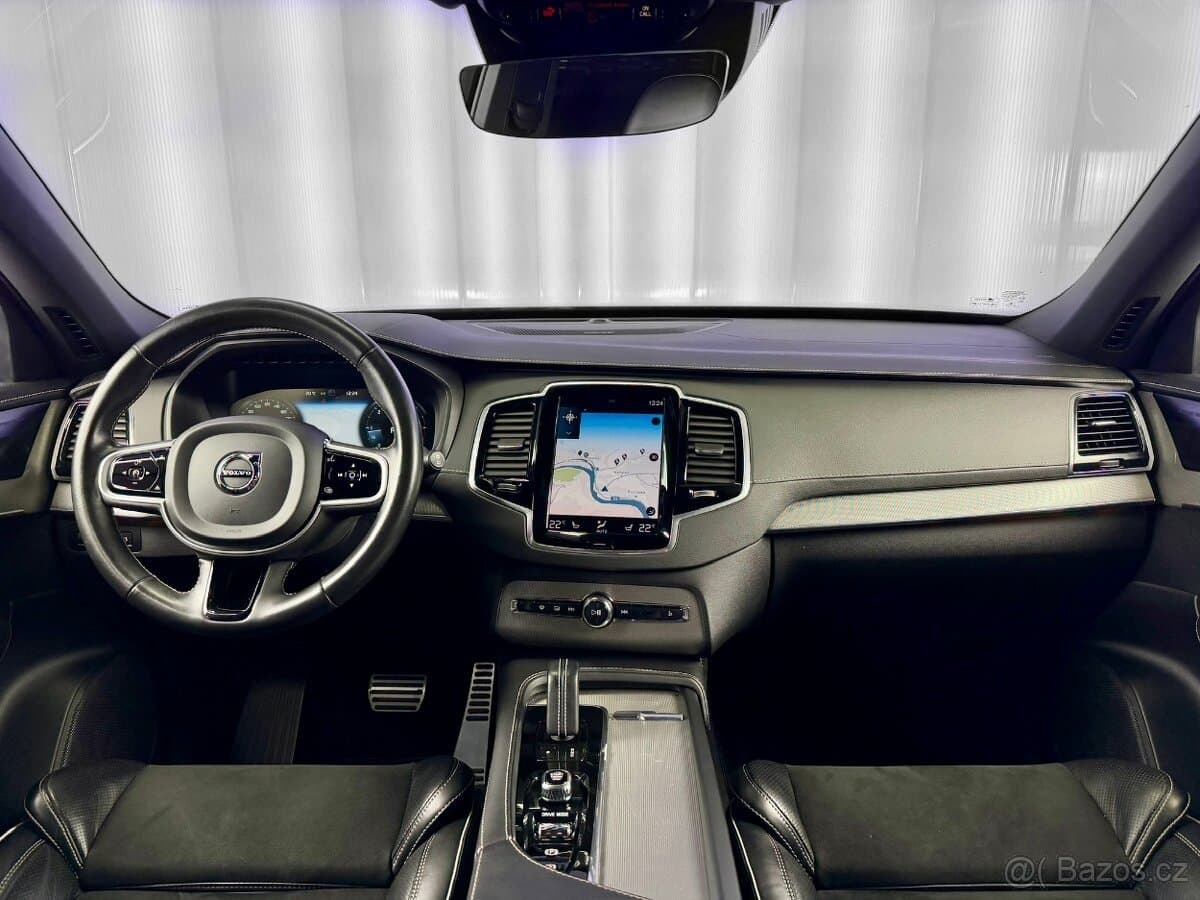 2021 Volvo XC90 - 11