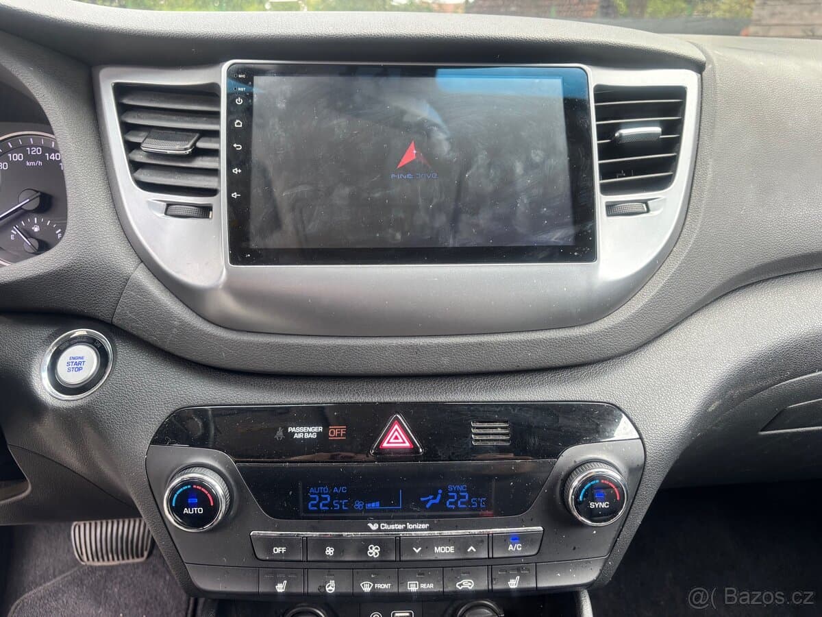 2017 Hyundai TUCSON - 11