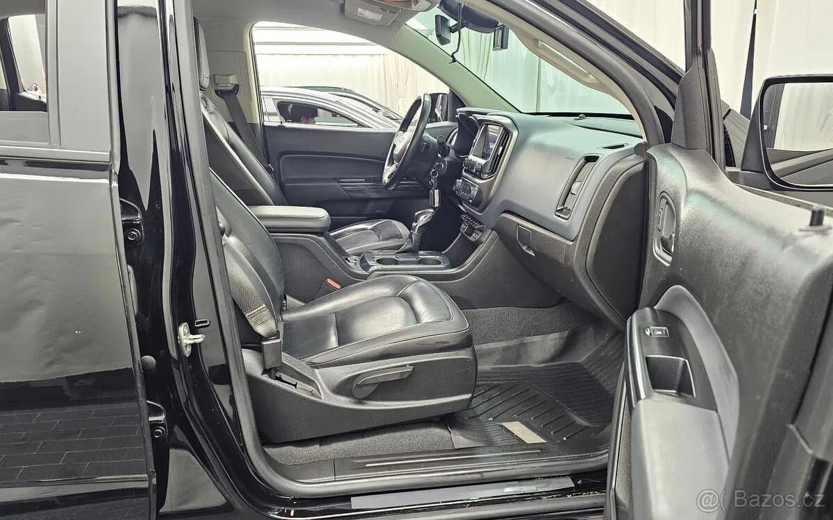 2022 Chevrolet COLORADO - 11