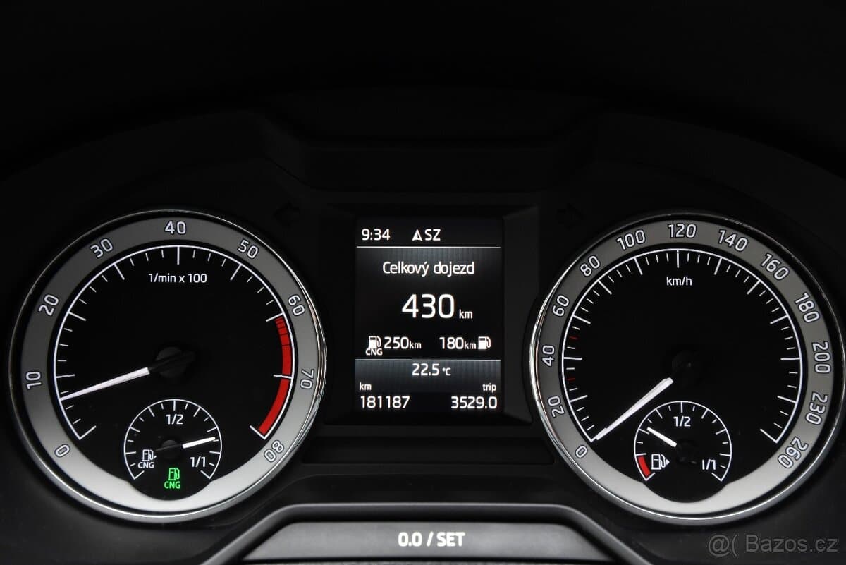 2018 Škoda OCTAVIA - 11