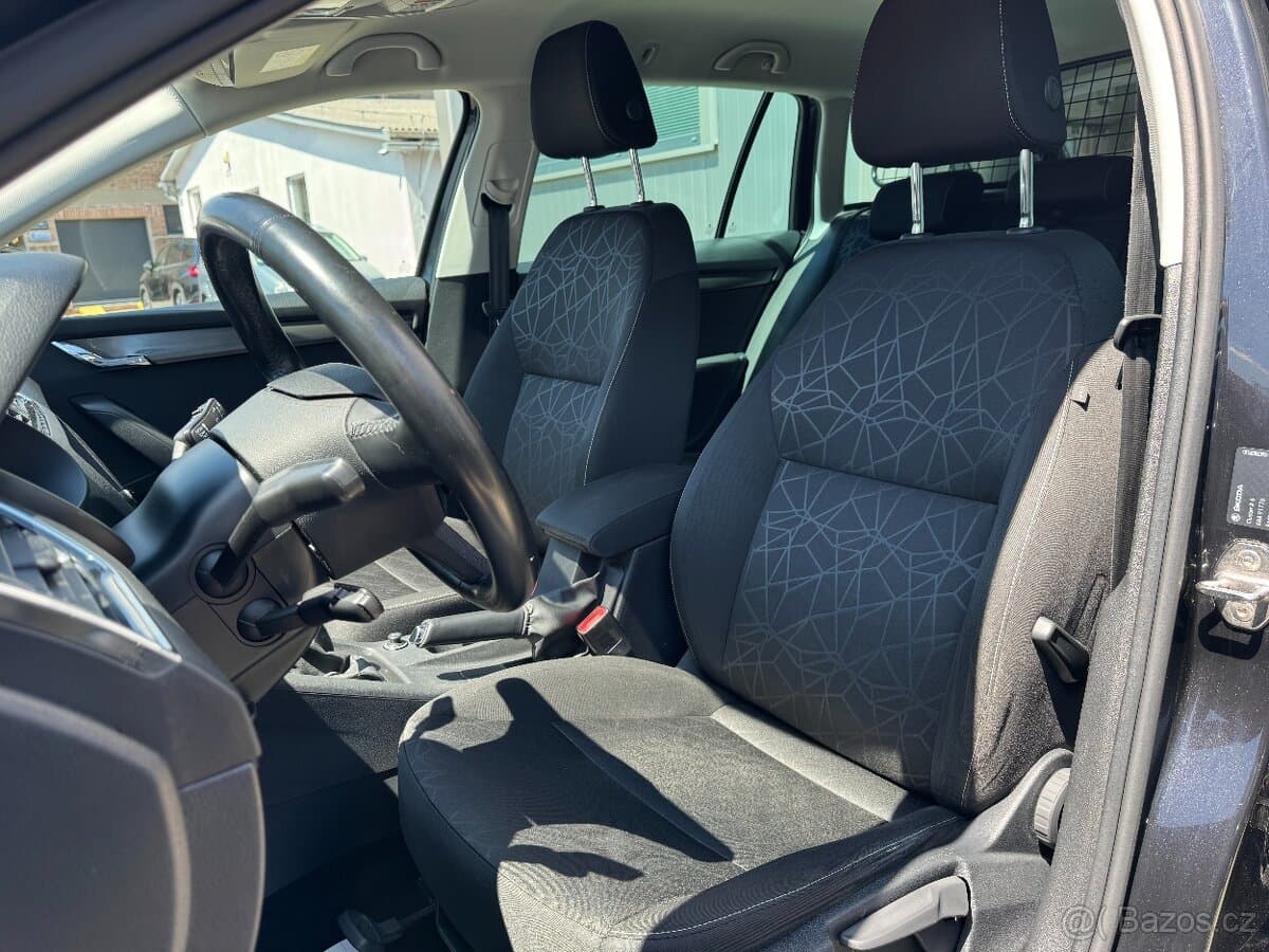 2018 Škoda OCTAVIA - 11