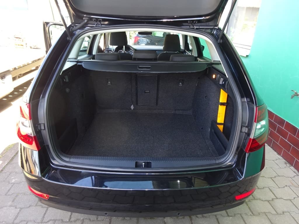 2018 Škoda OCTAVIA - 11