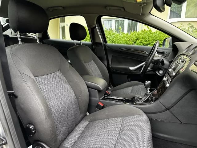 2009 Ford MONDEO - 11