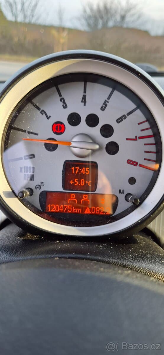 2010 Mini COOPER - 11