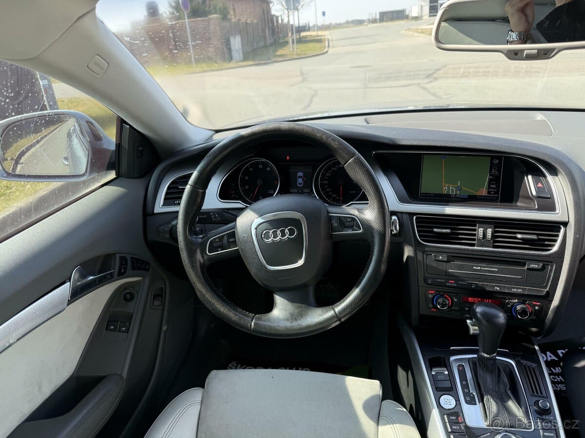 2010 Audi A5 - 11