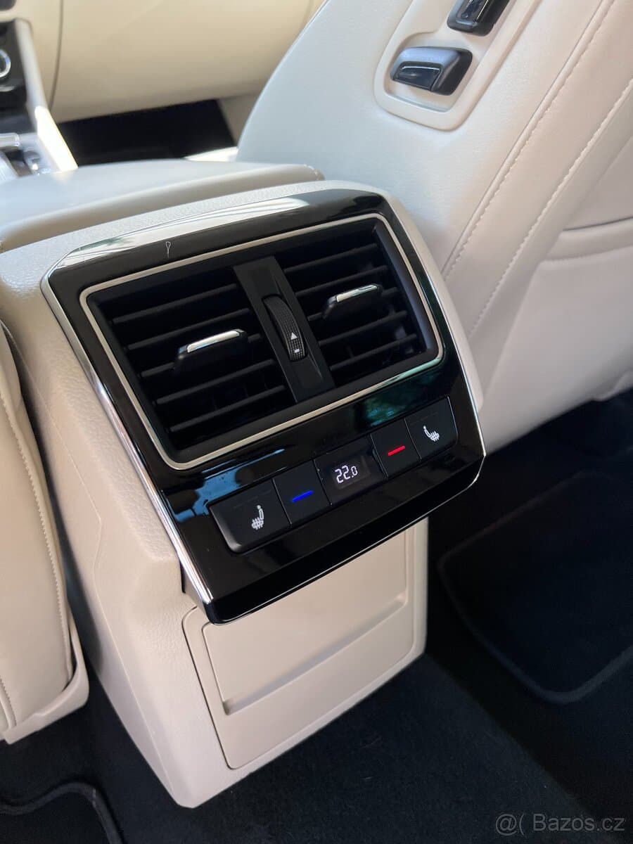2019 Škoda SUPERB - 11