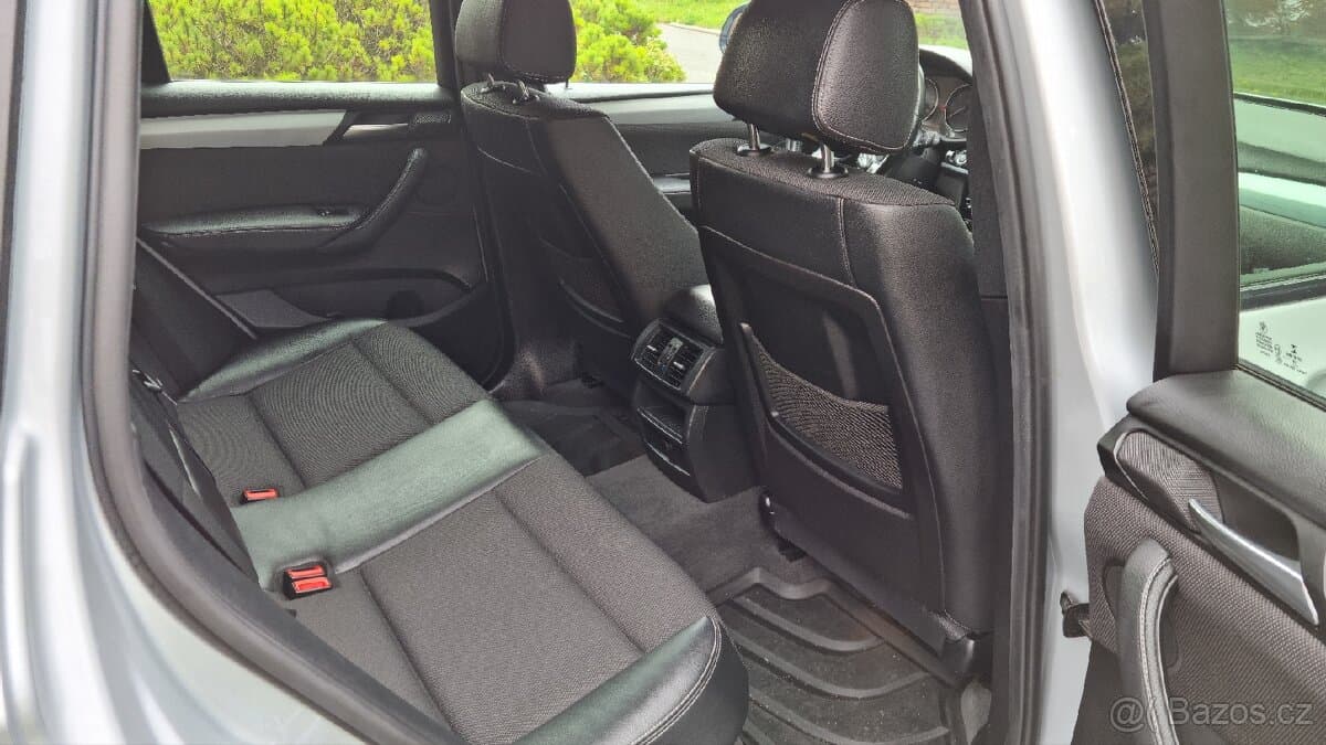 2016 BMW X3 - 11