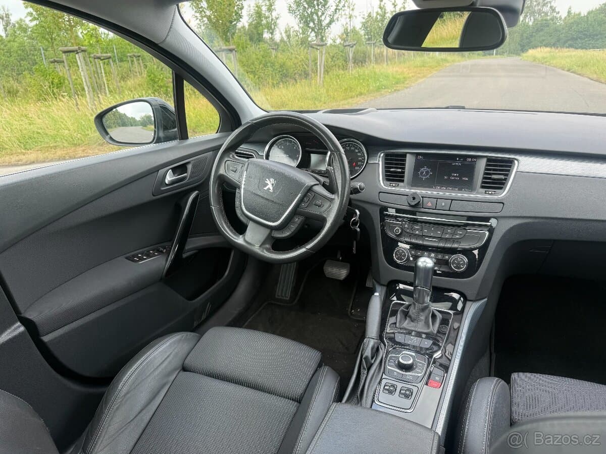 2011 Peugeot 508 - 11