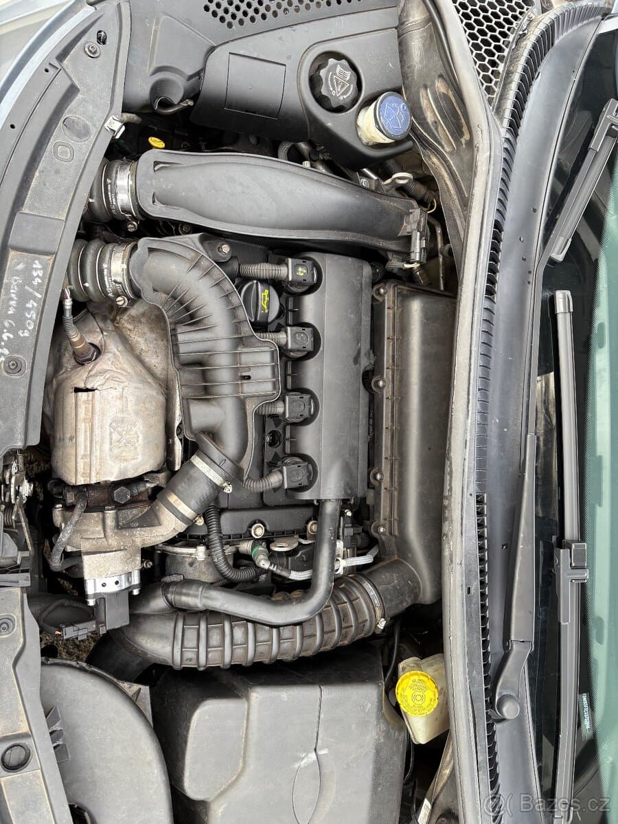 2007 Peugeot 207 - 11
