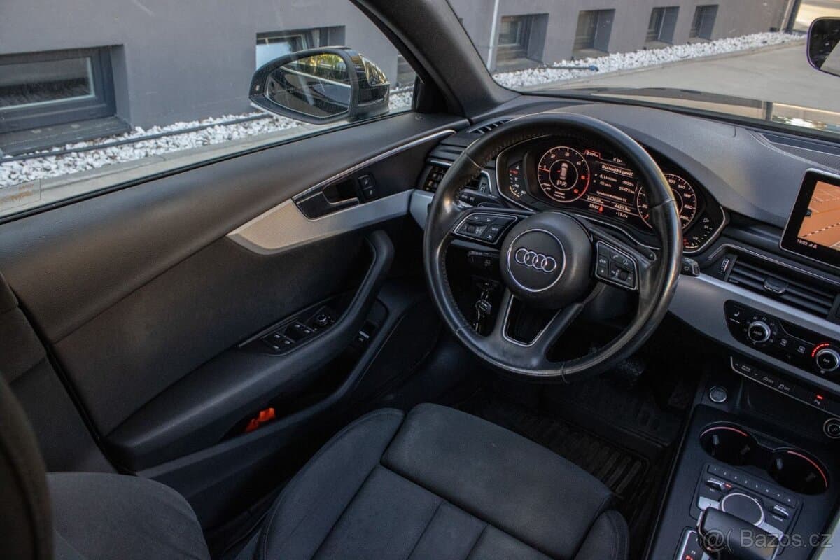 2017 Audi A4 - 11