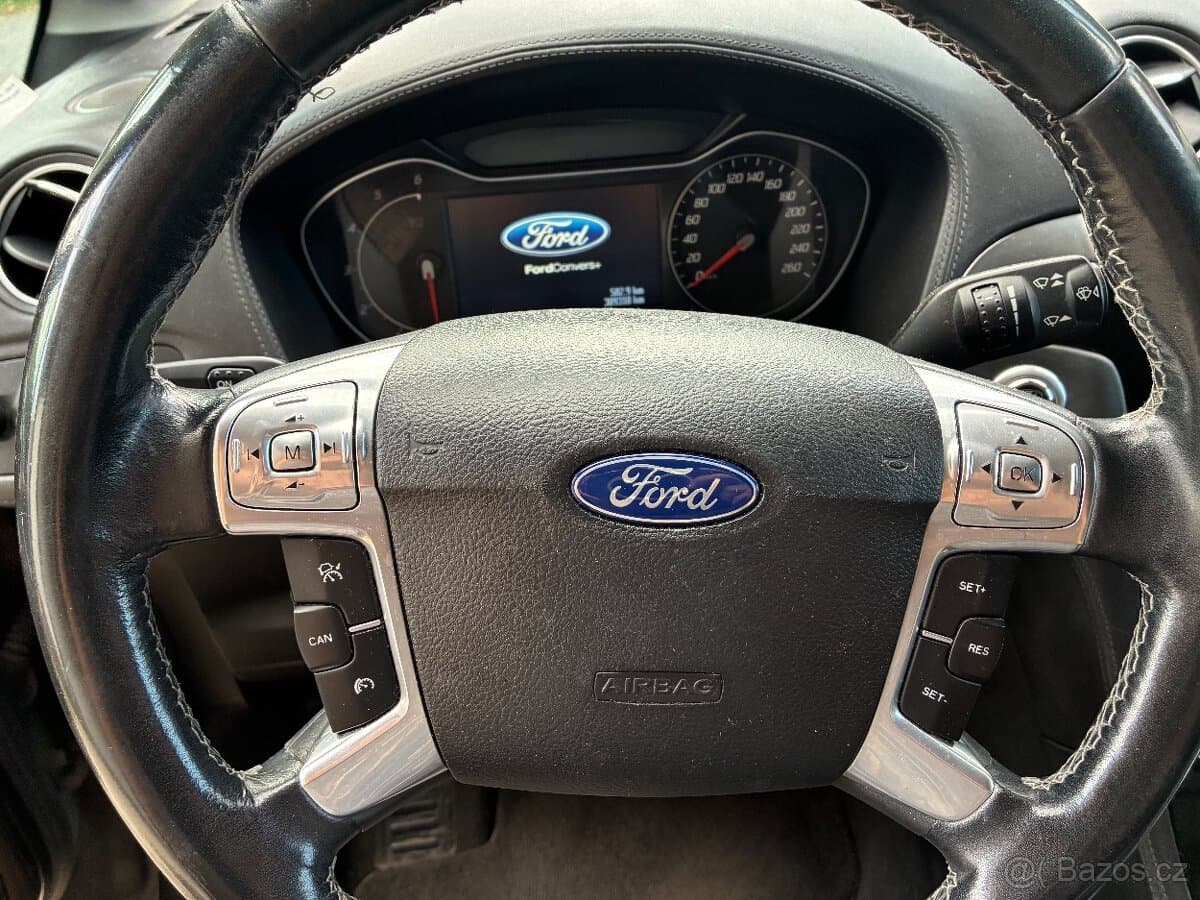 2014 Ford S-MAX - 11