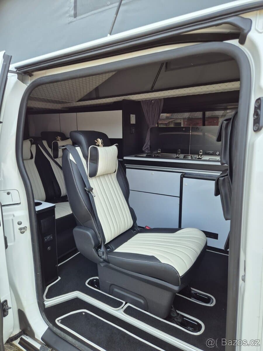 2017 Peugeot EXPERT - 11