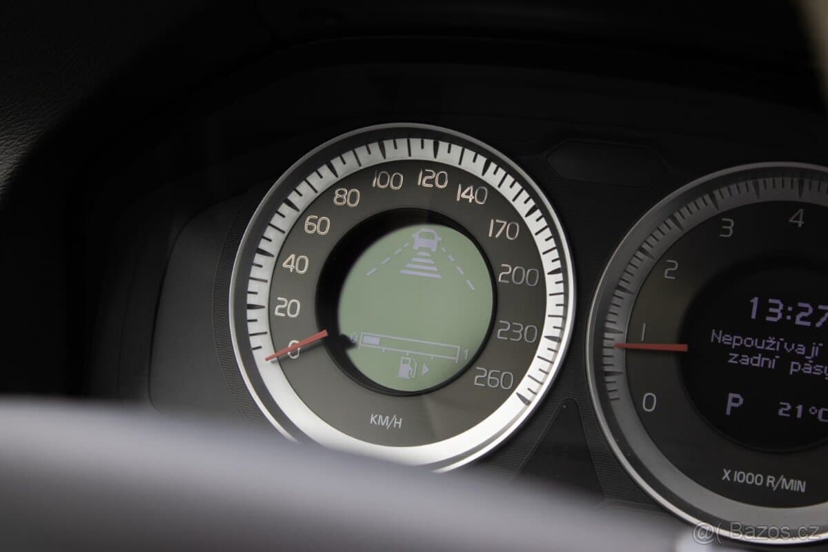 2011 Volvo S60 - 11