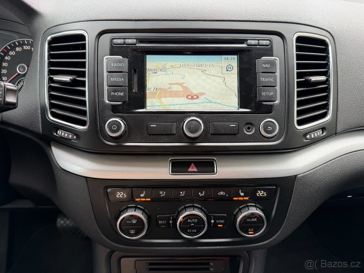 2013 Volkswagen SHARAN - 11