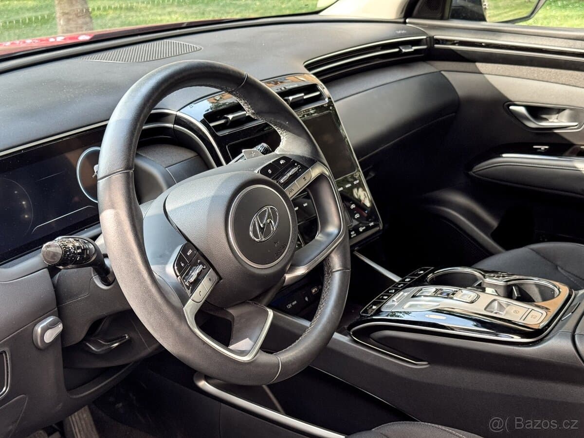 2022 Hyundai TUCSON - 11