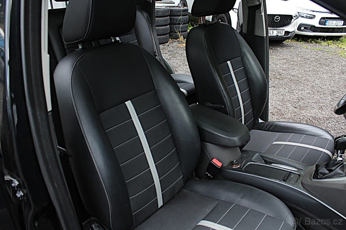 2011 Ford KUGA - 11