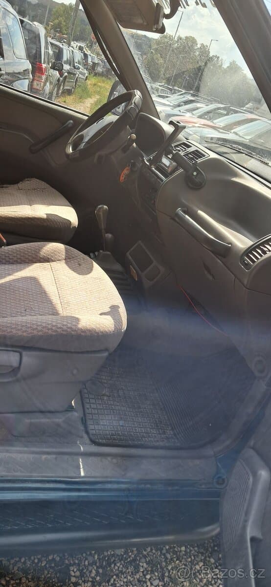 1994 Nissan TERRANO - 11