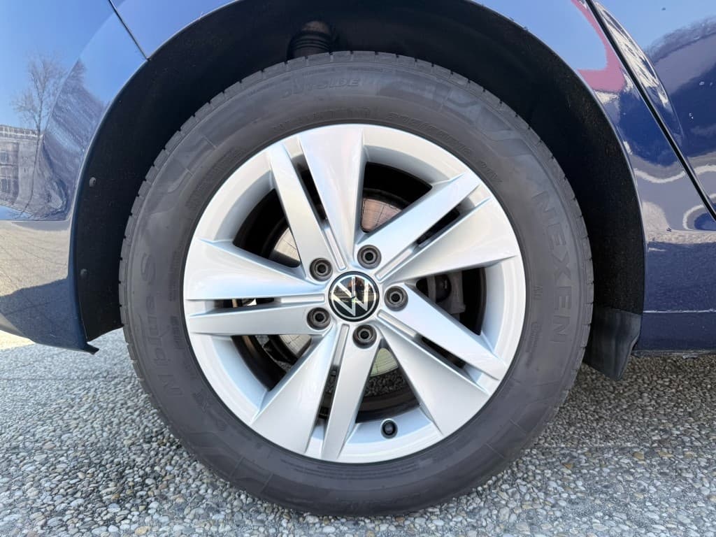 2020 Volkswagen GOLF - 11