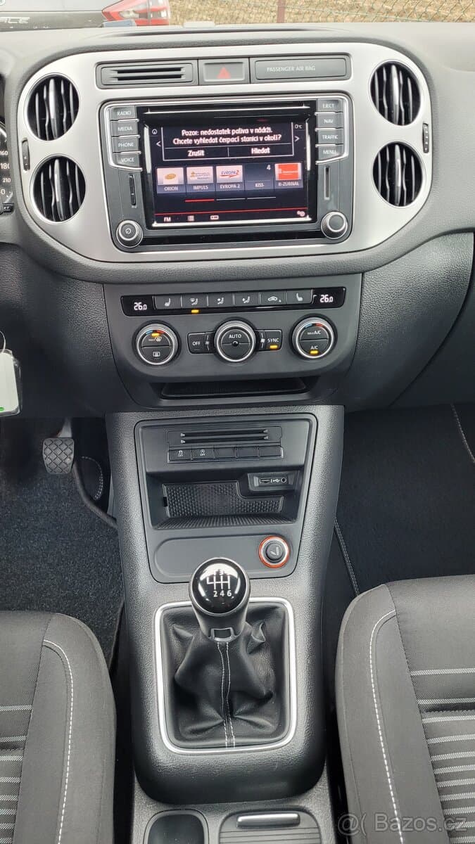 2016 Volkswagen TIGUAN - 11