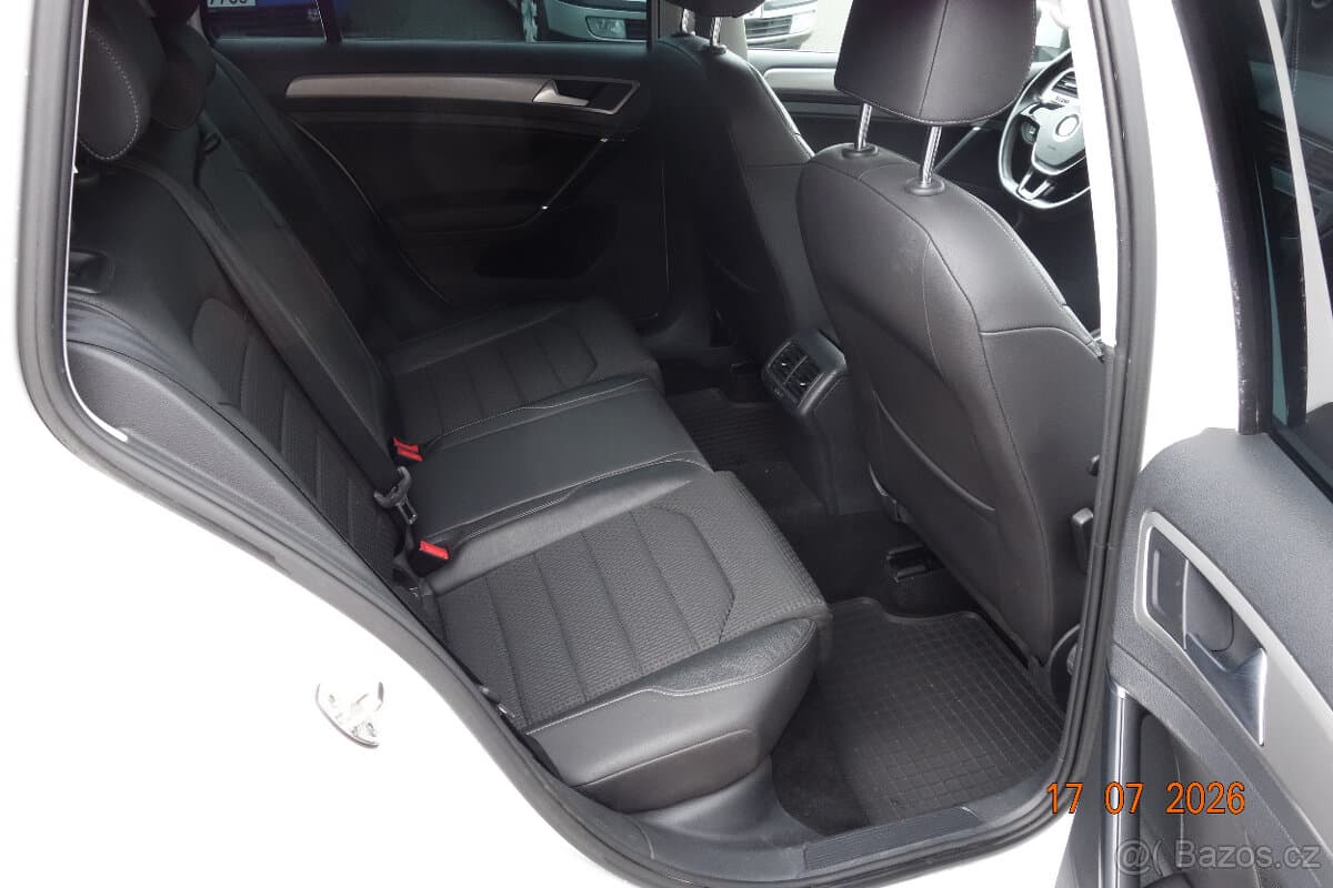 2014 Volkswagen GOLF - 11