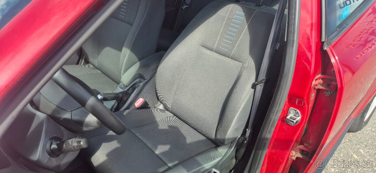 2011 Renault MEGANE - 11