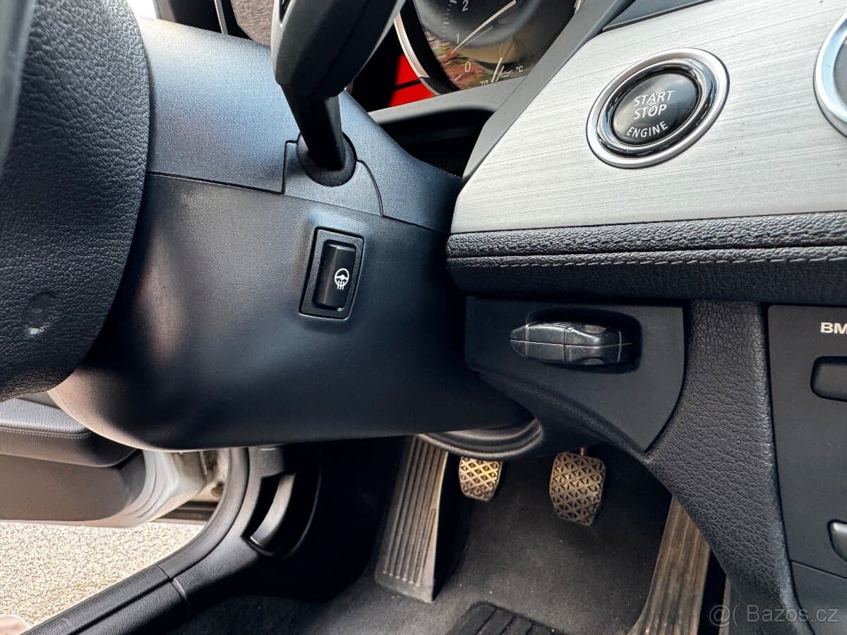 2010 BMW Z4 - 11