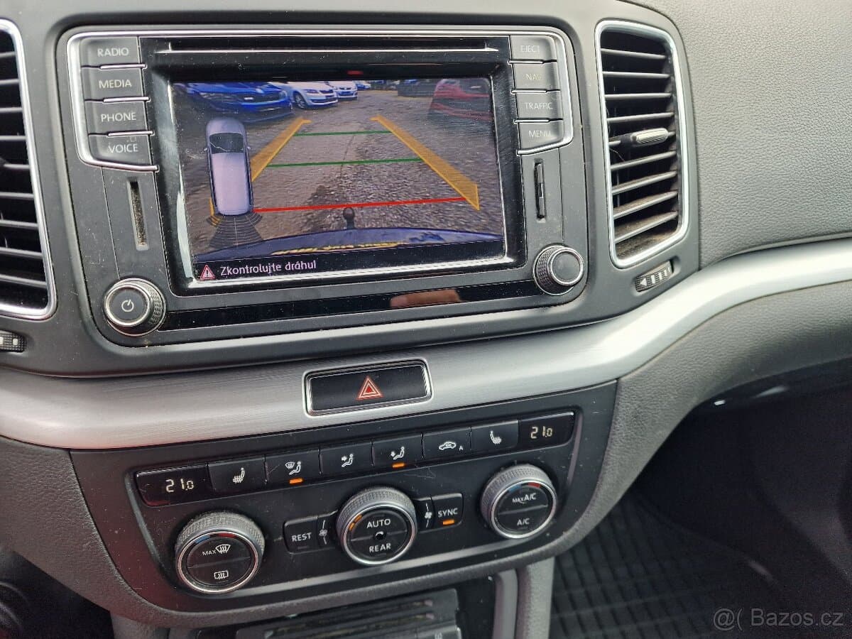 2015 Volkswagen SHARAN - 11