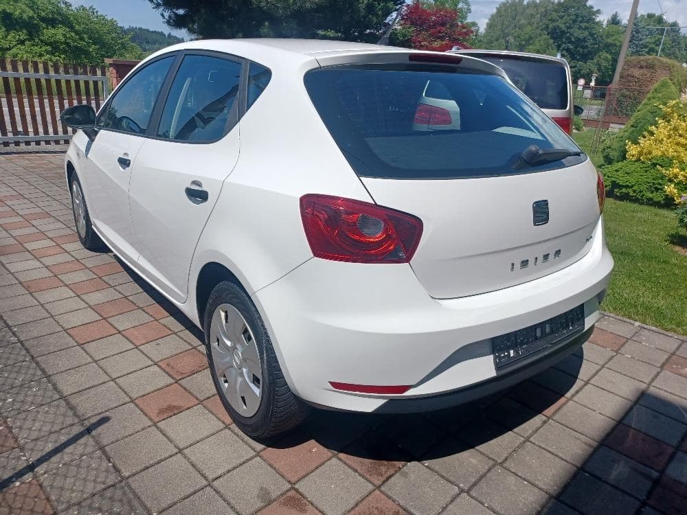 2016 Seat IBIZA - 11
