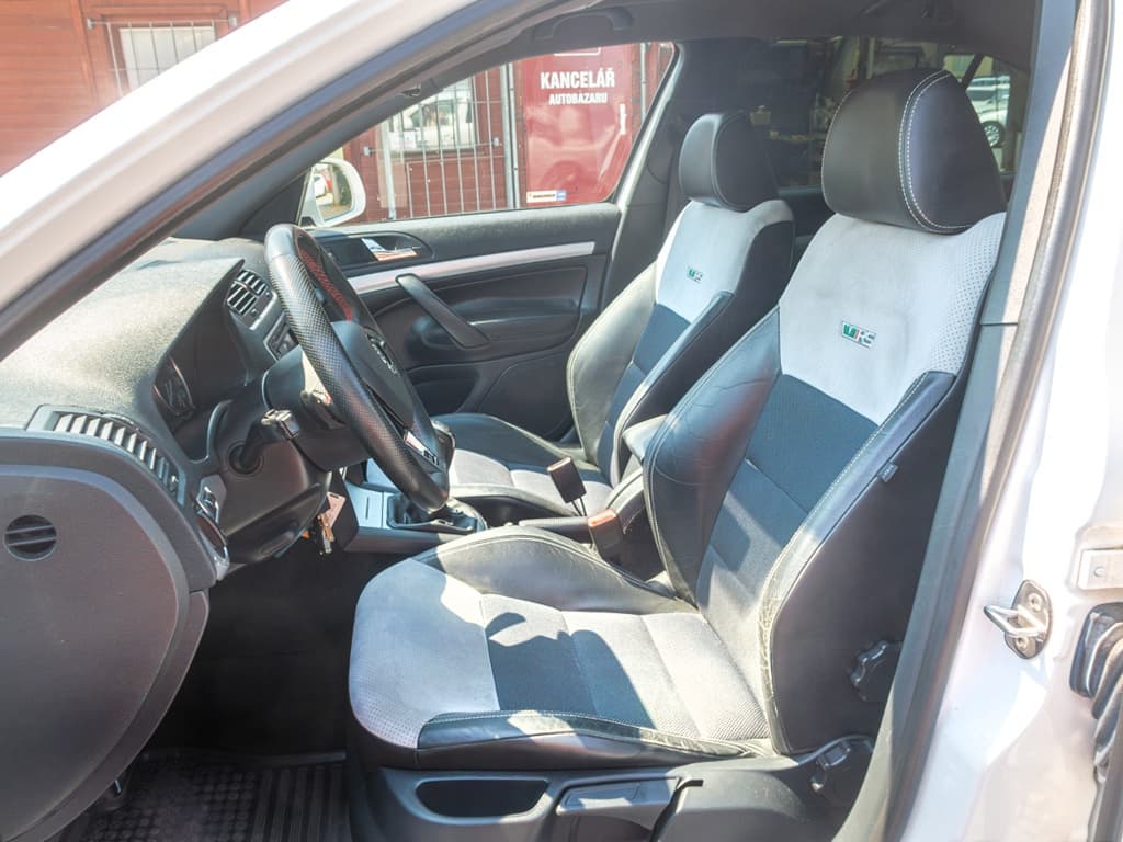 2010 Škoda OCTAVIA - 11
