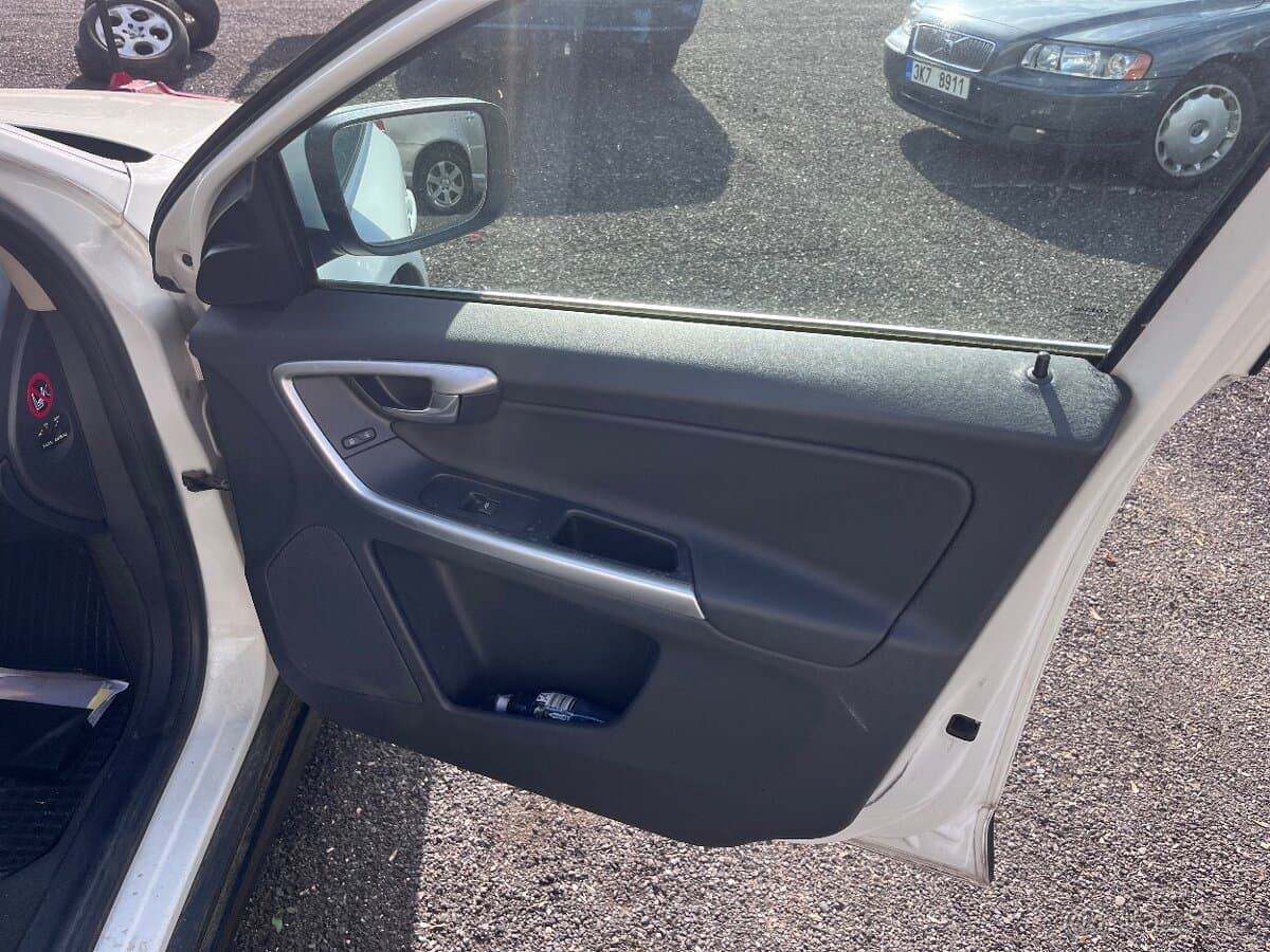2010 Volvo XC60 - 12
