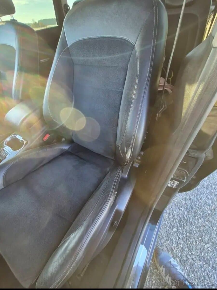 2012 Ford GALAXY - 12