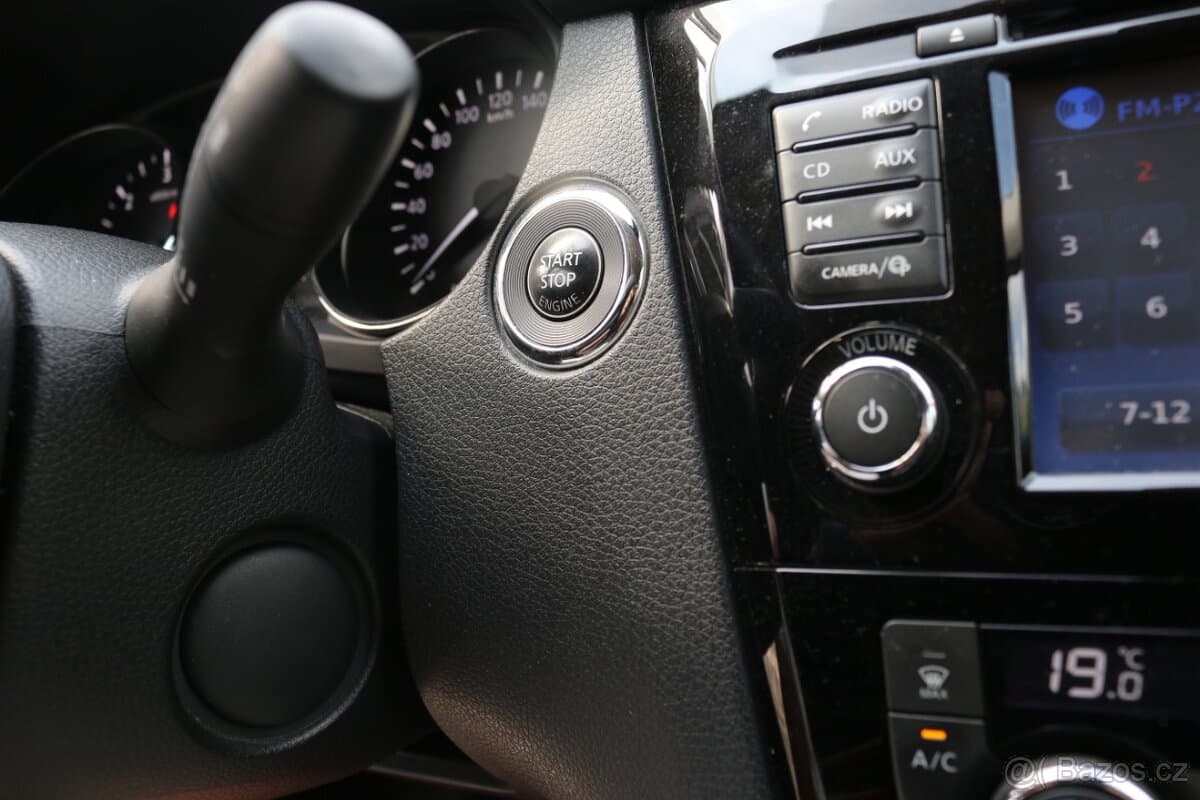 2018 Nissan X-TRAIL - 12