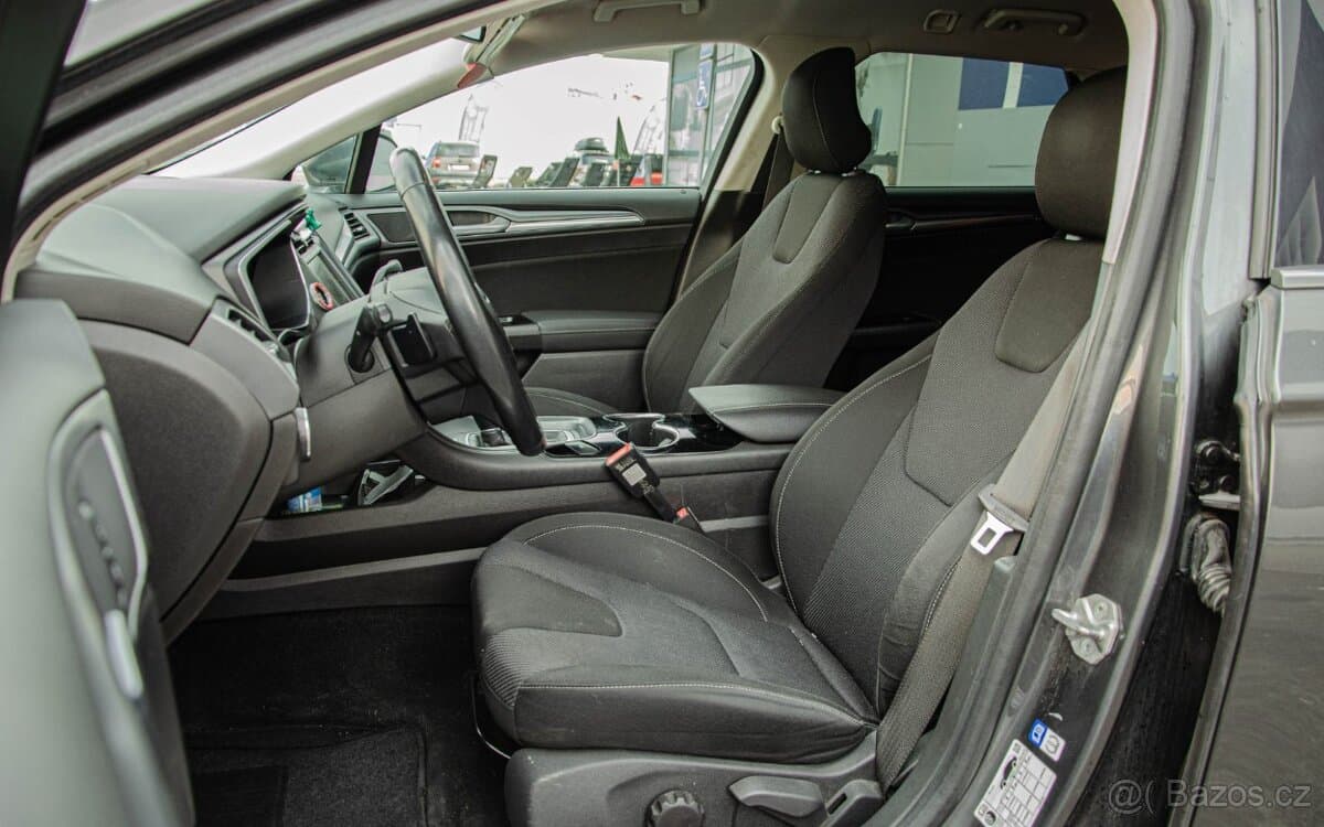 2015 Ford MONDEO - 12