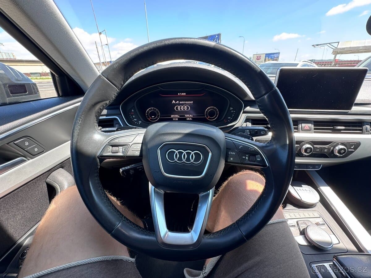 2017 Audi A4 - 12