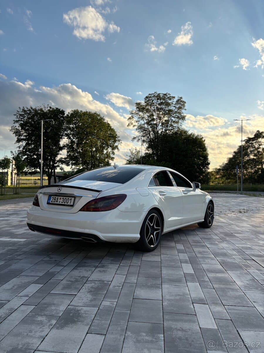 2011 Mercedes-Benz CL-CLASS - 12
