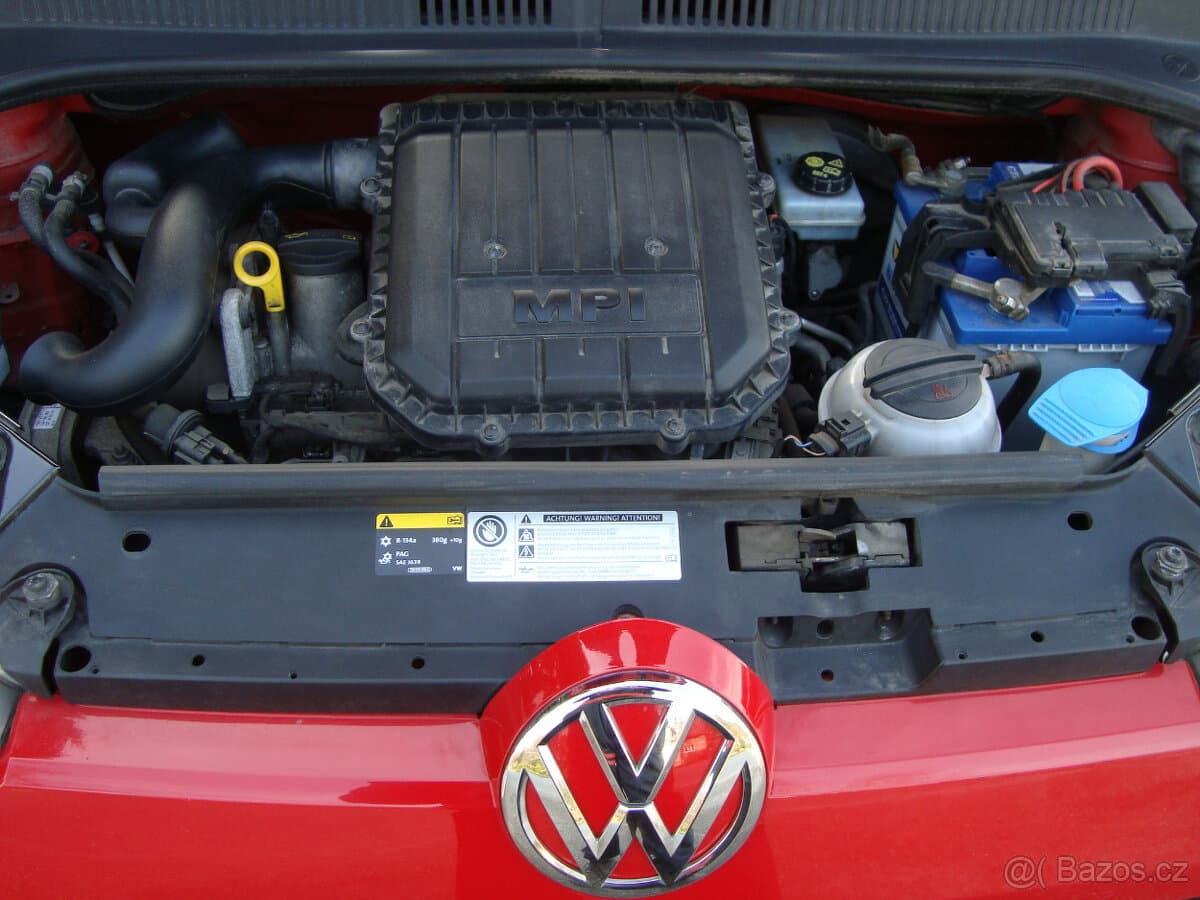 2014 Volkswagen UP! - 12