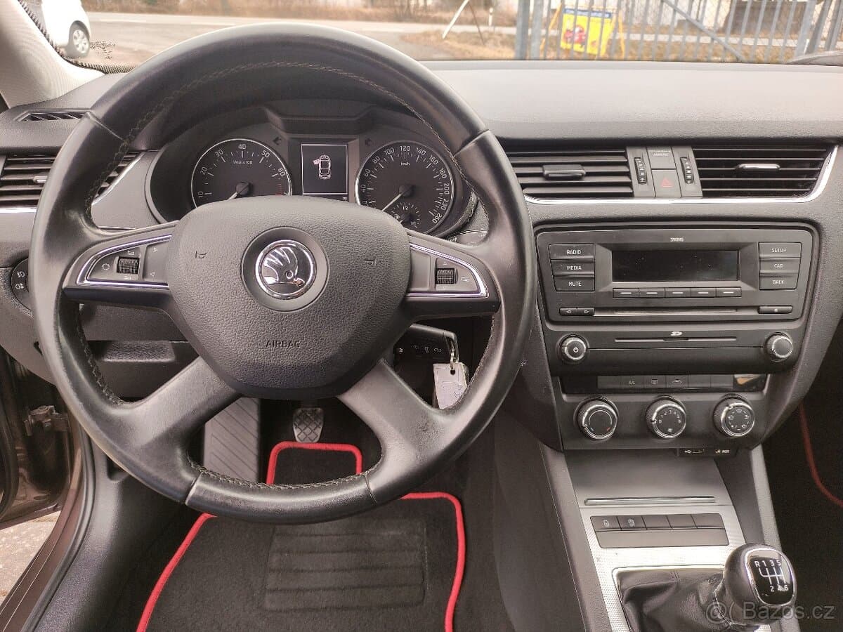 2013 Škoda OCTAVIA - 12