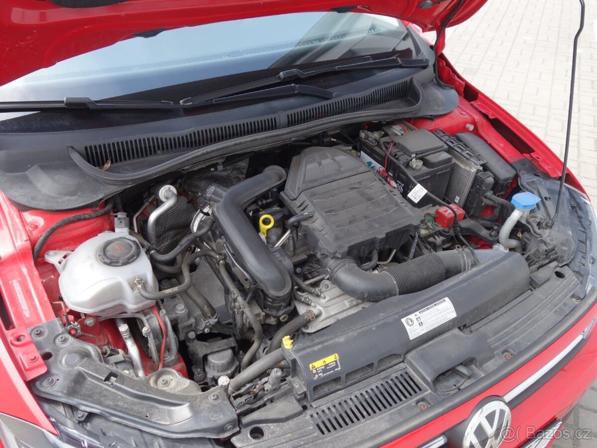 2018 Volkswagen POLO - 12