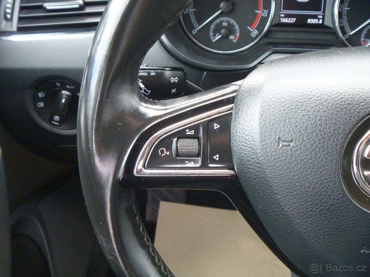 2018 Škoda OCTAVIA - 12