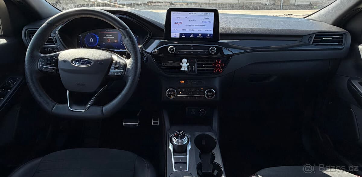 2020 Ford KUGA - 12