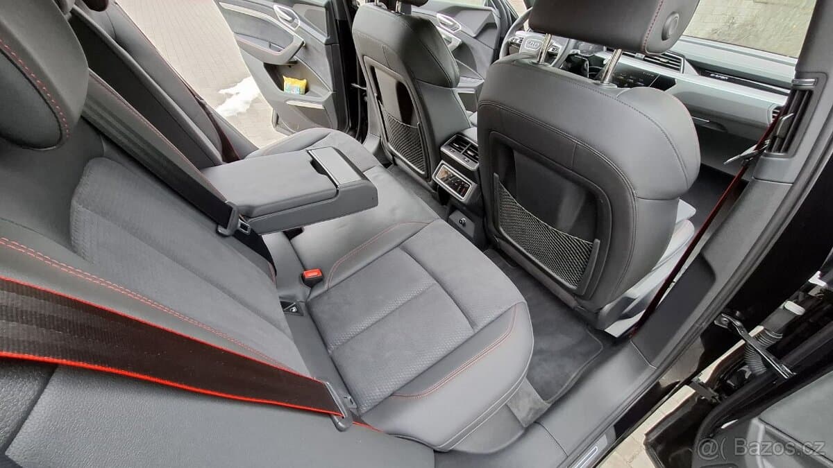 2024 Audi Q8 - 12
