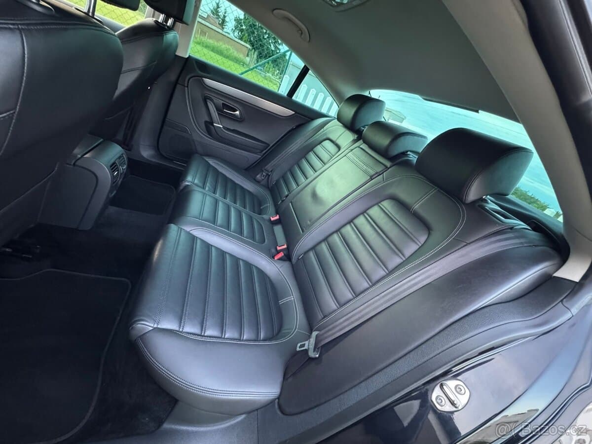 2014 Volkswagen PASSAT CC - 12