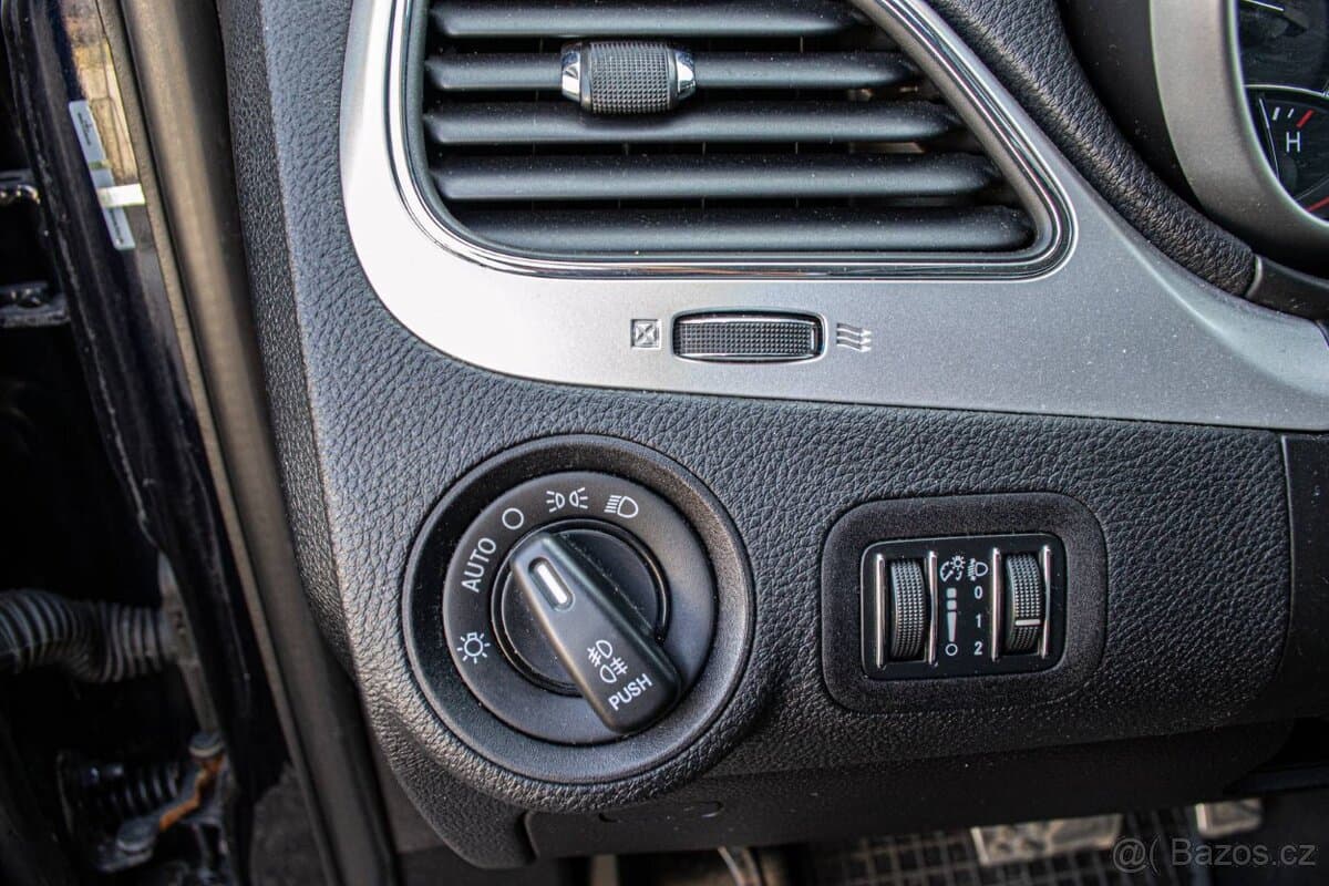 2012 Fiat FREEMONT - 12