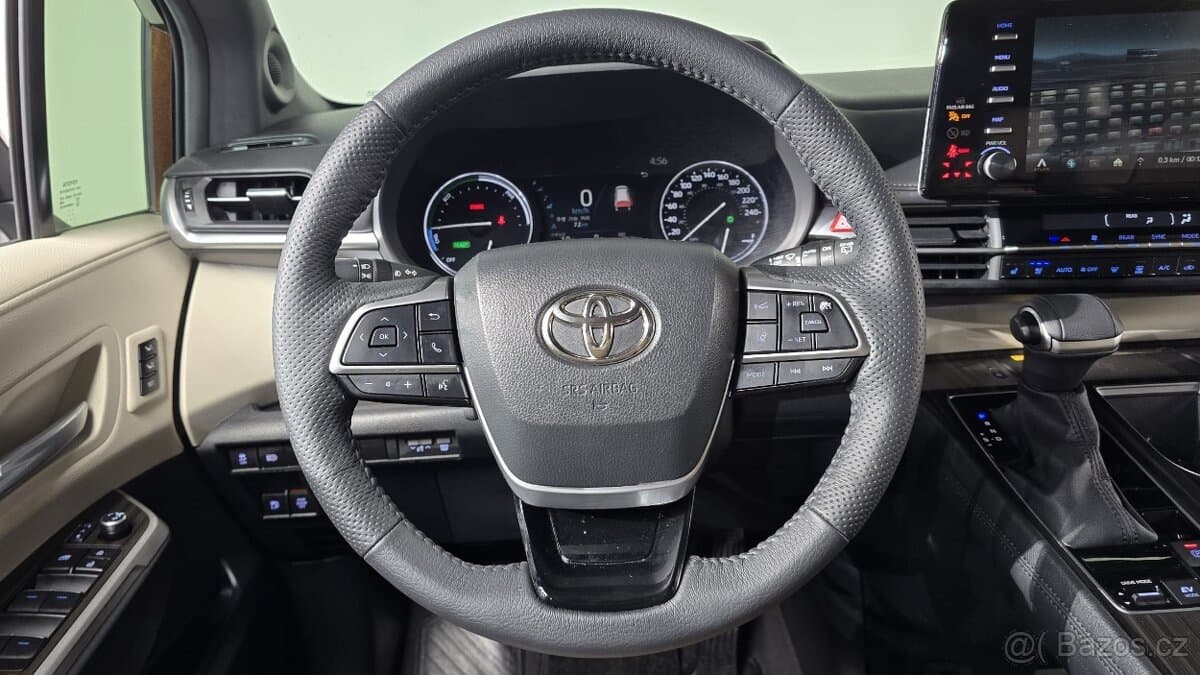 2023 Toyota SIENNA - 12