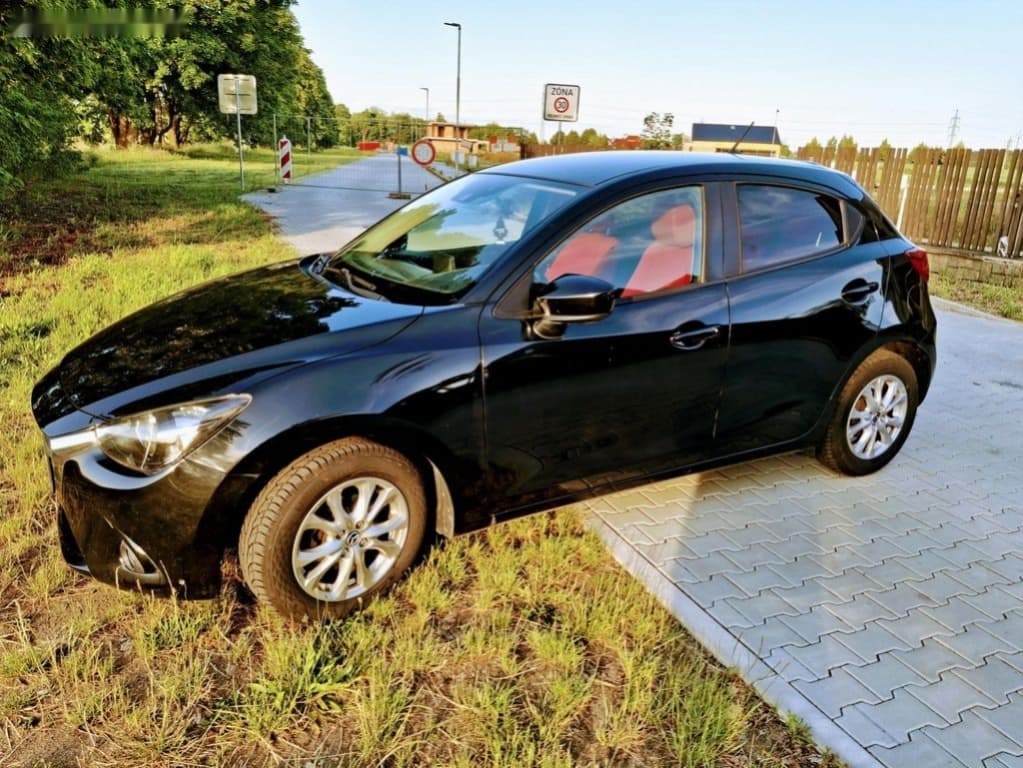 2015 Mazda 2 - 12