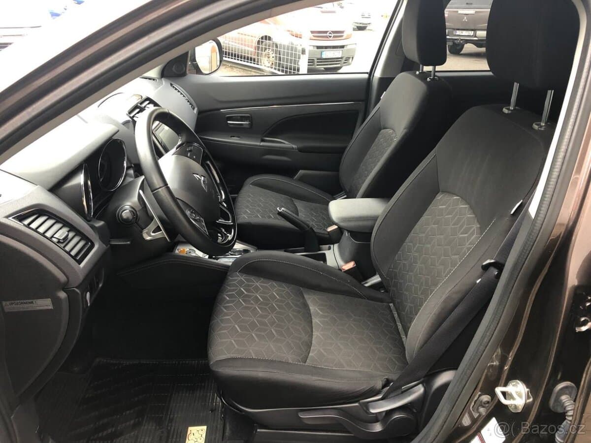 2020 Mitsubishi ASX - 12