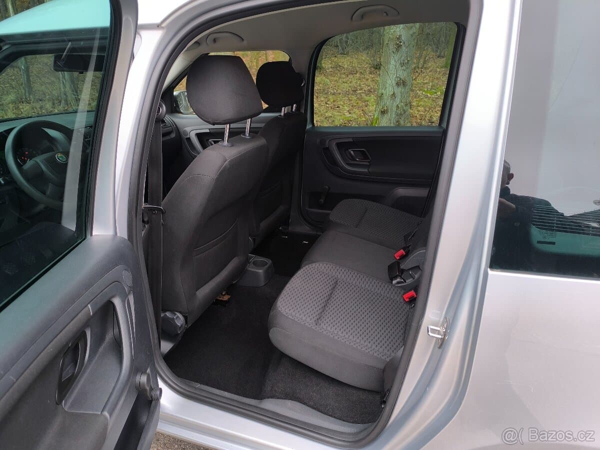 2011 Škoda ROOMSTER - 12