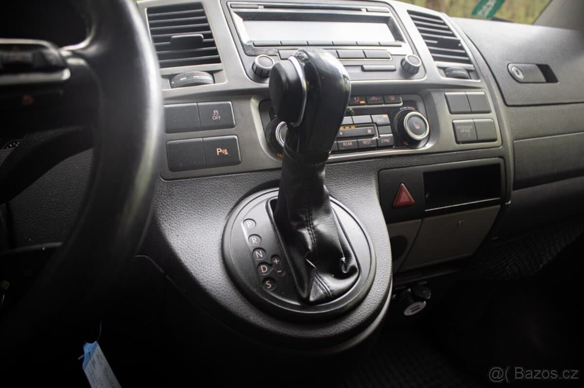 2013 Volkswagen CARAVELLE - 12