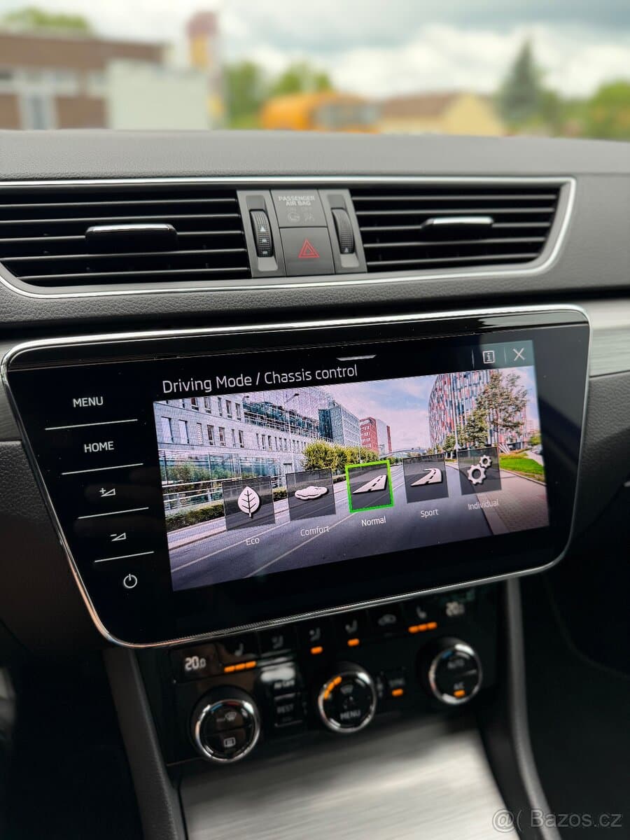 2023 Škoda SUPERB - 12
