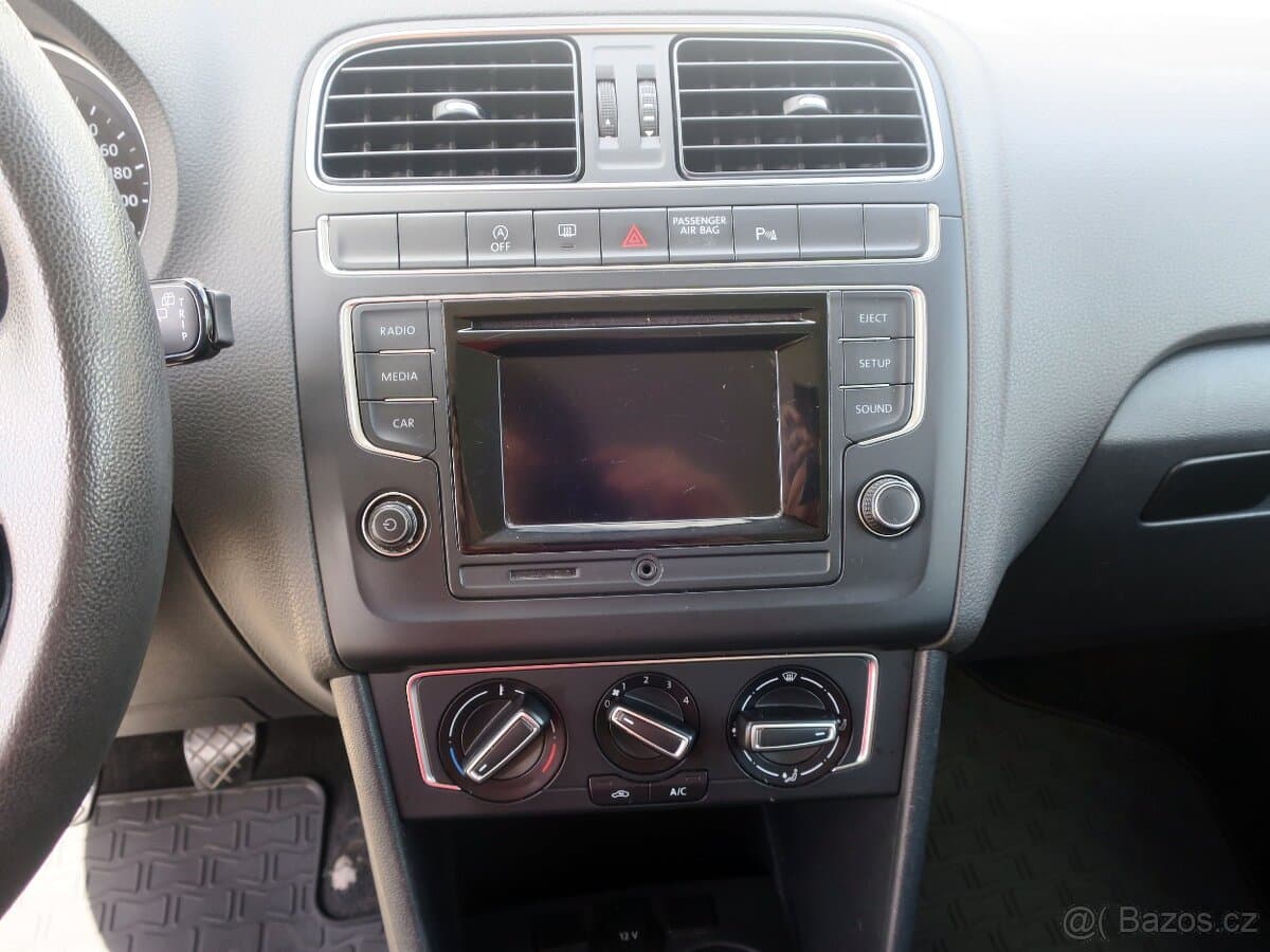 2014 Volkswagen POLO - 12